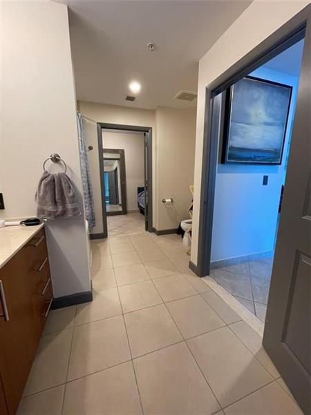 Image 27 of 35 For 1945 Ocean Dr  505