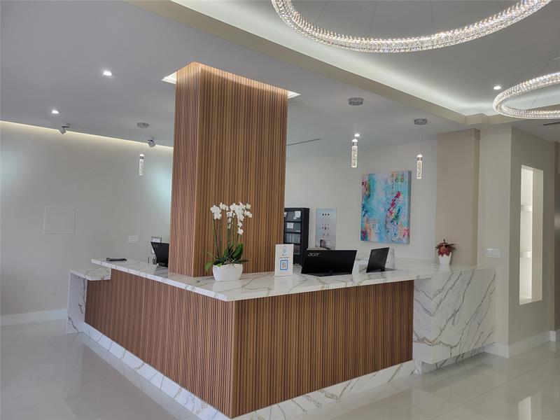 Image 30 of 34 For 2401 Ocean Dr  1108