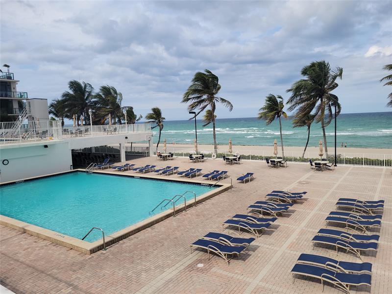 Image 34 of 34 For 2401 Ocean Dr  1108