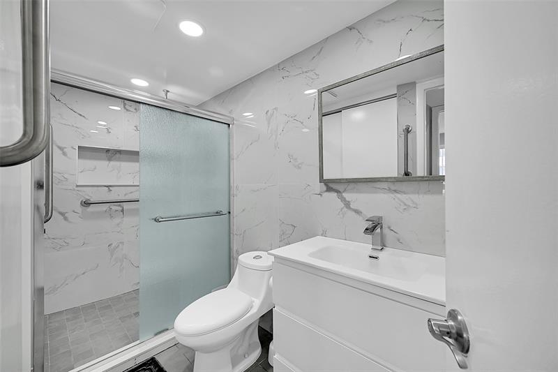 Image 16 of 23 For 964 Normandy Trail  U