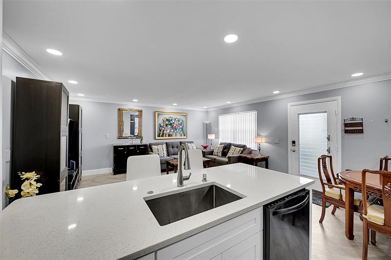 Image 9 of 23 For 964 Normandy Trail  U