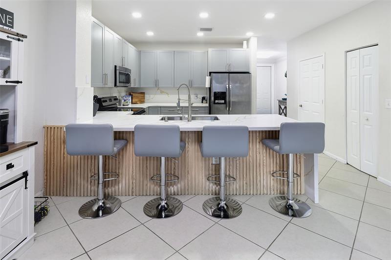 Image 8 of 24 For 8106 Prestige Commons Dr 8106