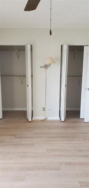 Image 14 of 20 For 1902 Bermuda Cir  H4