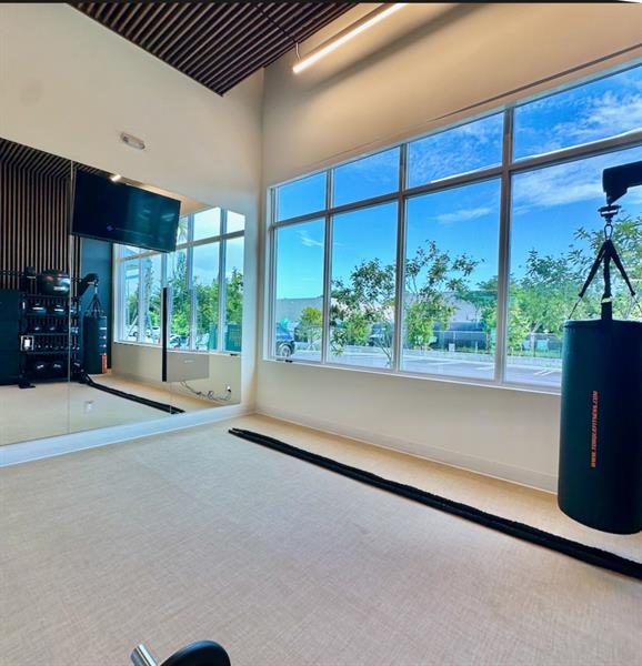 Image 22 of 28 For 1621 Dixie Highway