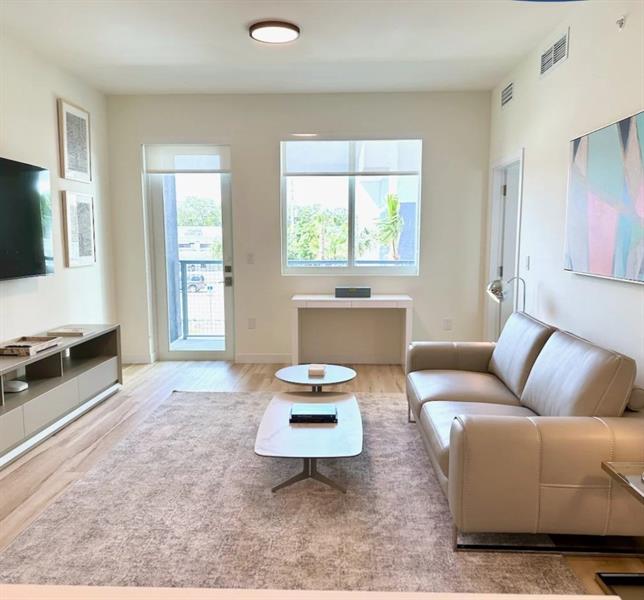 Image 6 of 28 For 1621 Dixie Highway