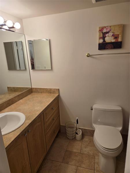 Image 29 of 93 For 9531 Seagrape Dr 205