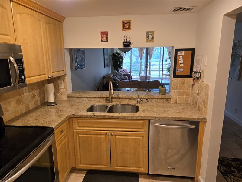 Image 6 of 93 For 9531 Seagrape Dr 205