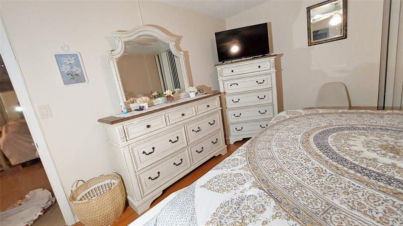 Image 19 of 36 For 367 Federal Hwy  C225