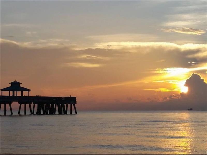 Image 35 of 36 For 367 Federal Hwy  C225