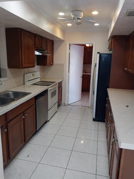 Image 5 of 7 For 701 4th St  