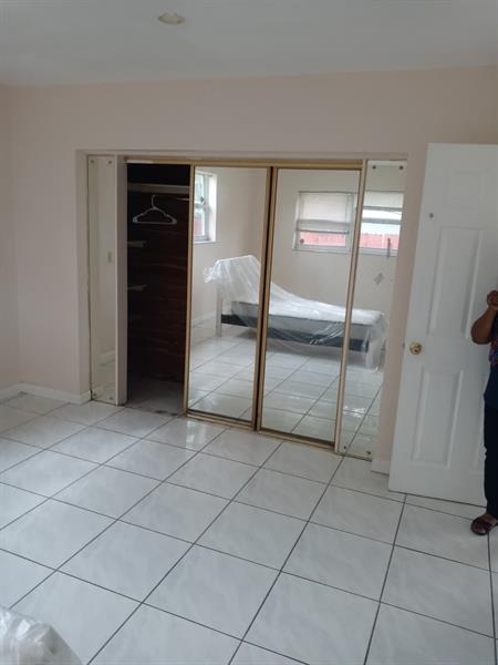 Image 6 of 7 For 701 4th St  