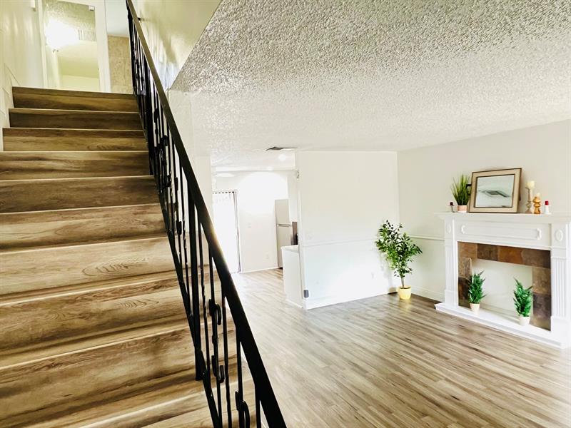 Image 12 of 22 For 1123 Andrews Ave