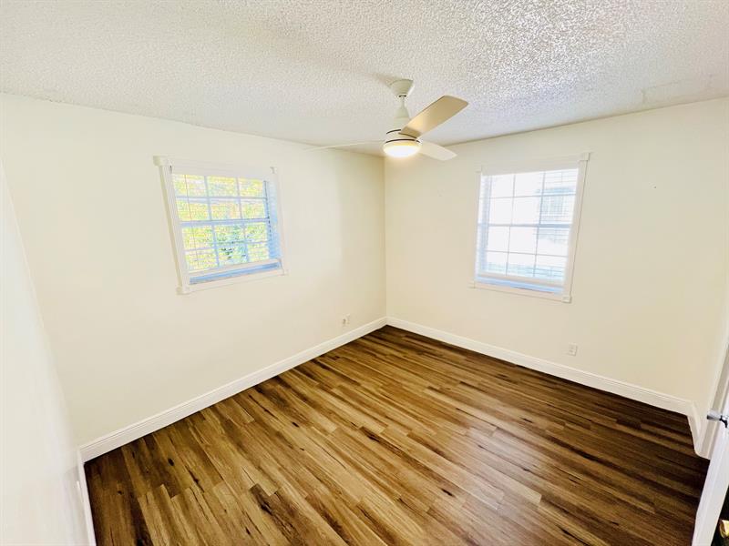 Image 14 of 22 For 1123 Andrews Ave