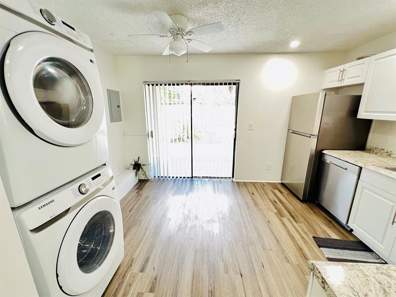 Image 7 of 22 For 1123 Andrews Ave