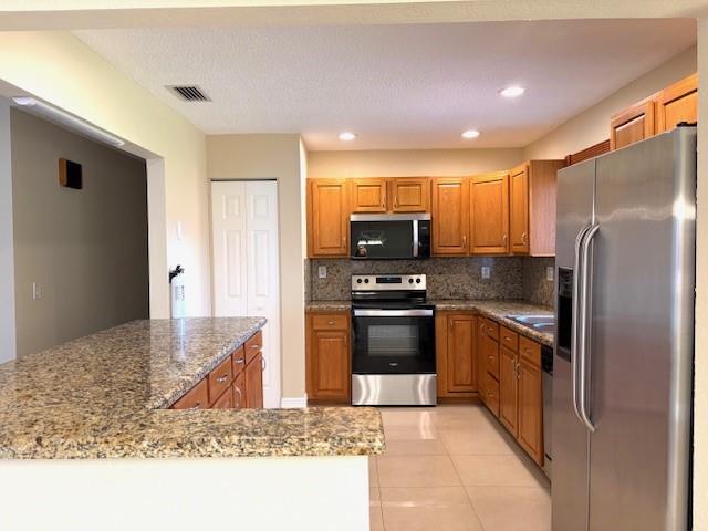 Image 4 of 18 For 2562 107th Av