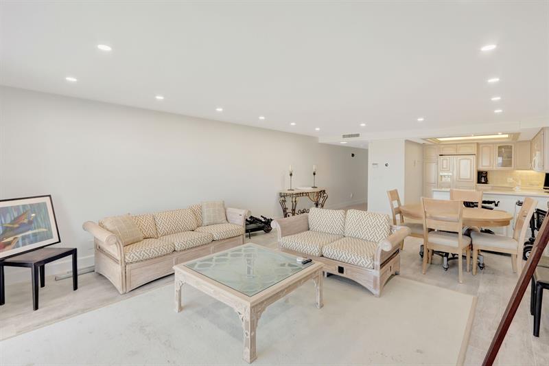 Image 14 of 23 For 1710 Ocean Ln  104