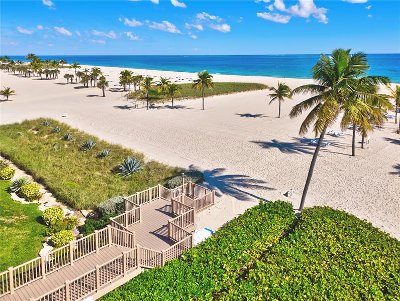 Image 4 of 23 For 1710 Ocean Ln  104