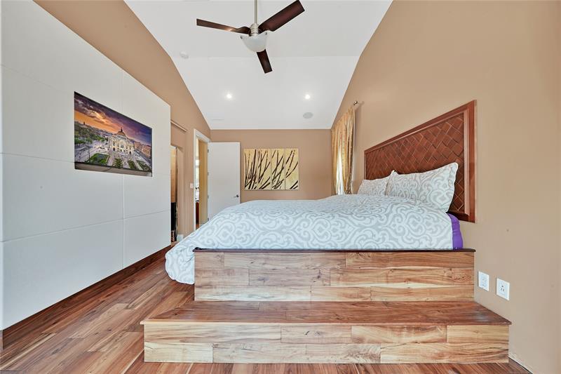 Image 10 of 58 For 2631 Okeechobee Ln