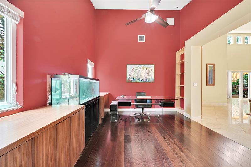 Image 22 of 58 For 2631 Okeechobee Ln