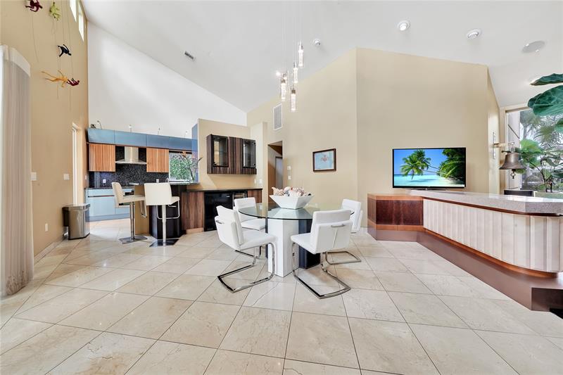 Image 33 of 58 For 2631 Okeechobee Ln