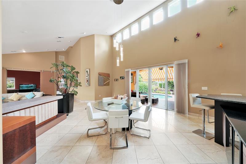 Image 34 of 58 For 2631 Okeechobee Ln