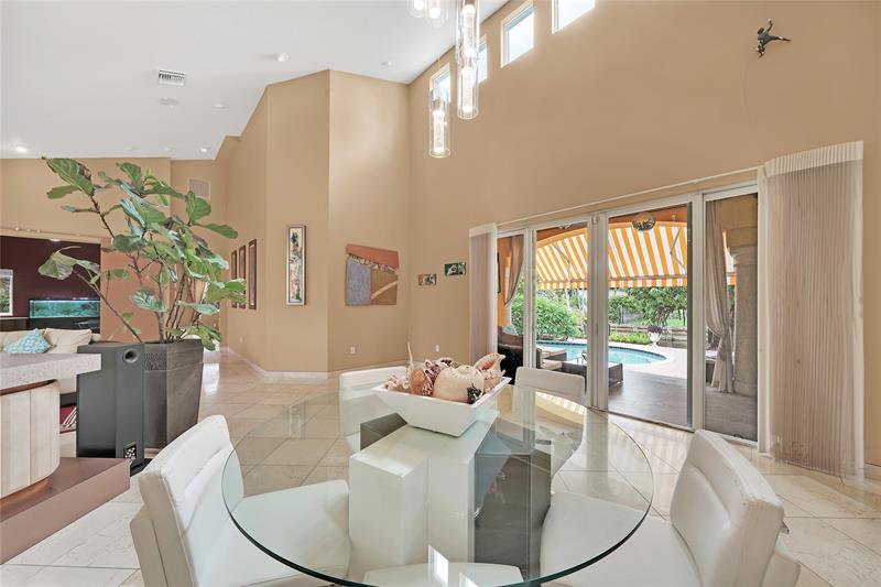 Image 35 of 58 For 2631 Okeechobee Ln