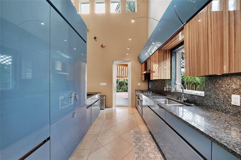 Image 42 of 58 For 2631 Okeechobee Ln