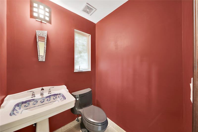 Image 44 of 58 For 2631 Okeechobee Ln