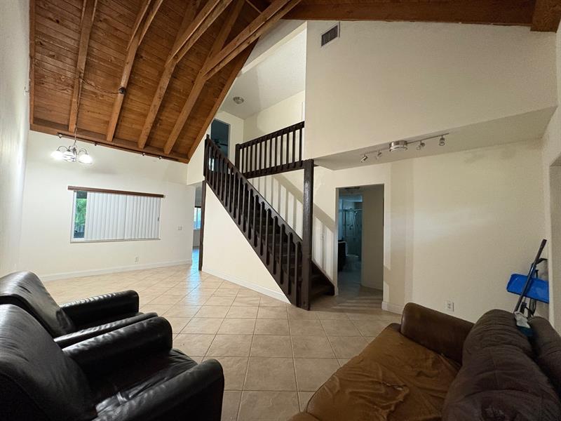 Image 5 of 16 For 191 6th Ct  