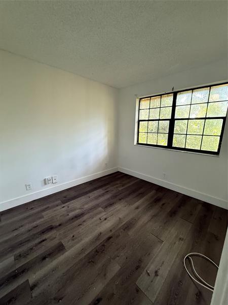 Image 7 of 9 For 2866 Coral Springs Dr  2866