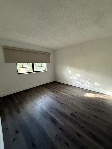 Image 8 of 9 For 2866 Coral Springs Dr  2866