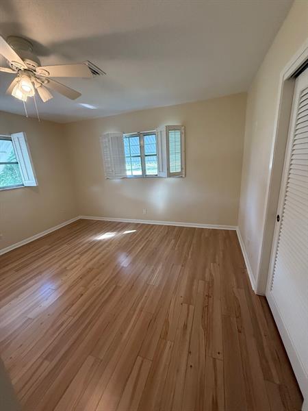 Image 17 of 23 For 1424 12th Ave