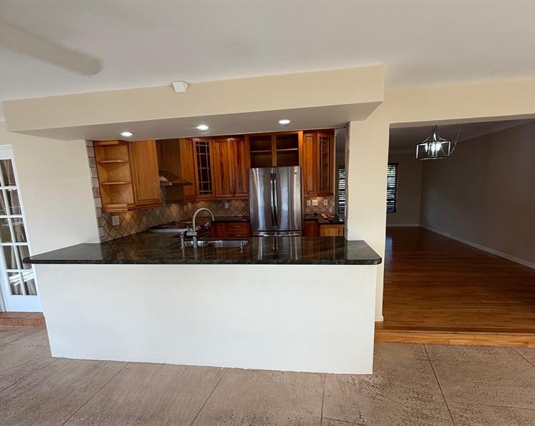 Image 4 of 23 For 1424 12th Ave