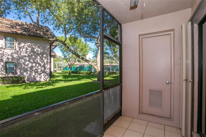 Image 13 of 19 For 10557 10th St  101