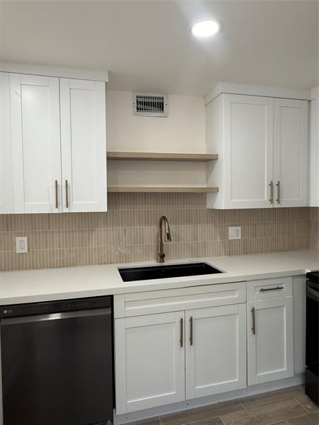 Image 10 of 20 For 9471 Evergreen Pl  301