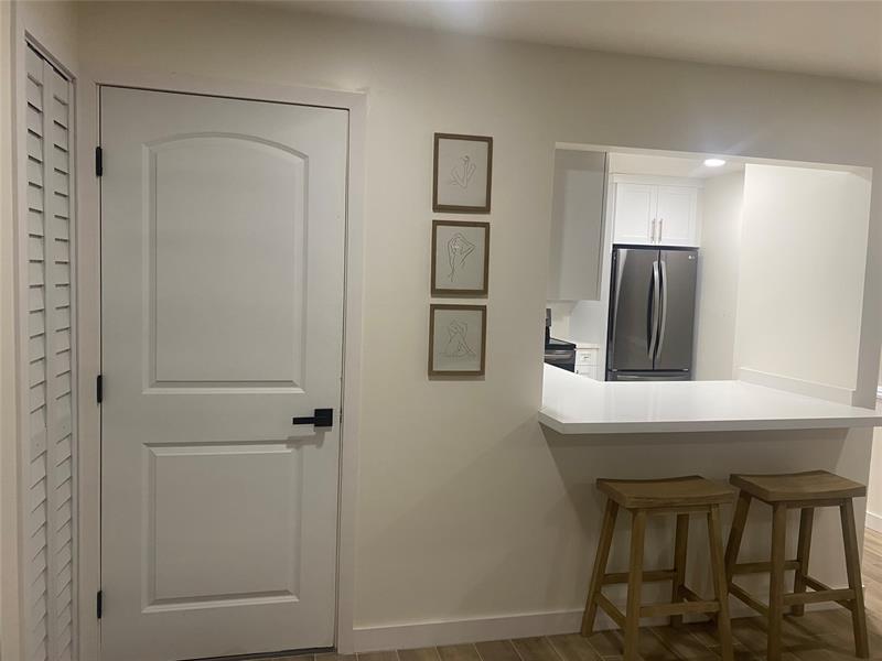 Image 13 of 20 For 9471 Evergreen Pl  301