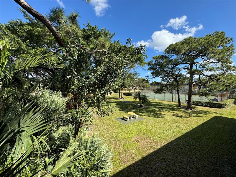 Image 3 of 15 For 5162 6th Ave 324