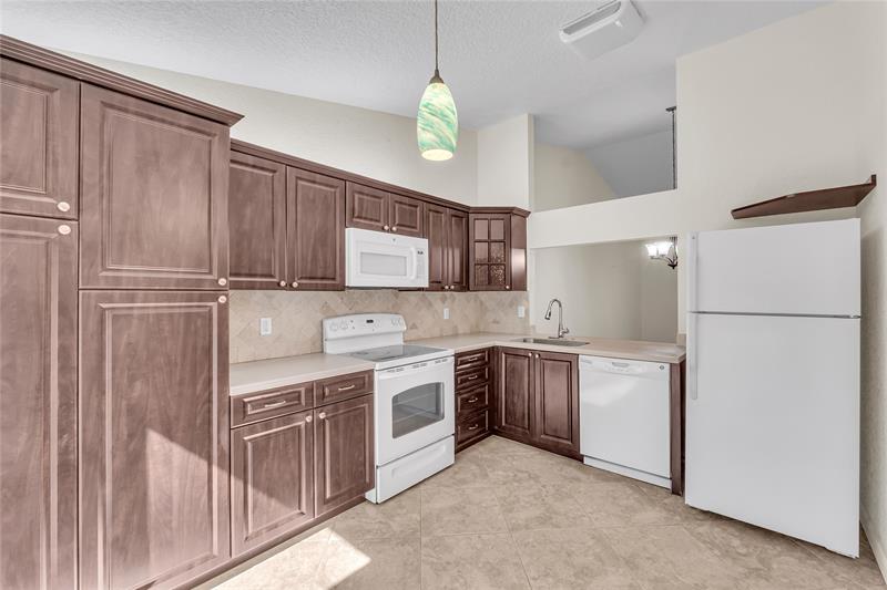 Image 2 of 54 For 3246 Carambola Cir 3246