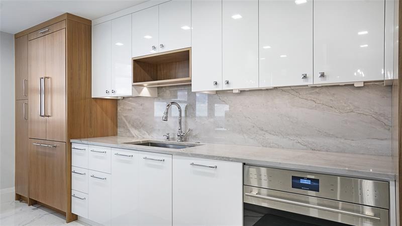 Image 17 of 54 For 4280 Galt Ocean Dr  Ph-h