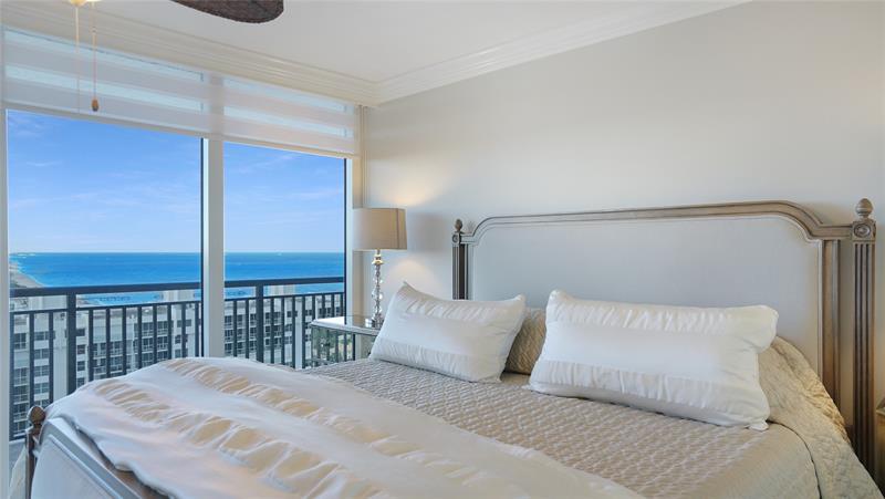 Image 25 of 54 For 4280 Galt Ocean Dr  Ph-h