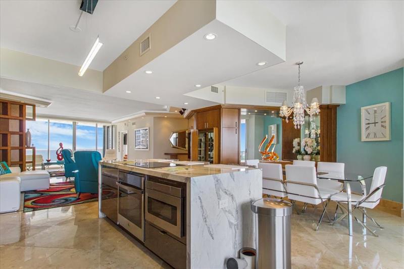 Image 11 of 37 For 3100 Ocean Blvd  2103