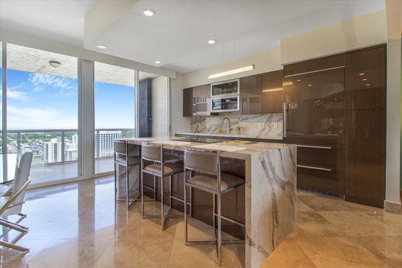 Image 15 of 37 For 3100 Ocean Blvd  2103