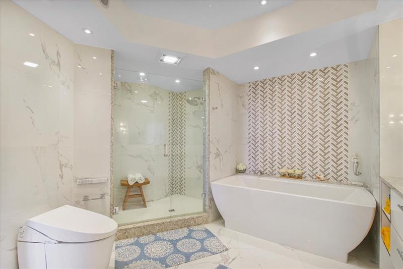 Image 28 of 37 For 3100 Ocean Blvd  2103