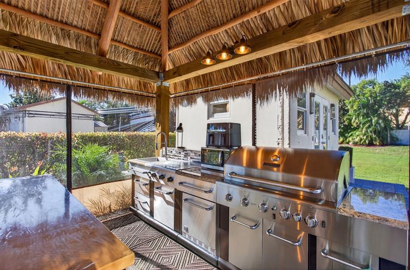 Image 11 of 34 For 6 Cortez Dr 6