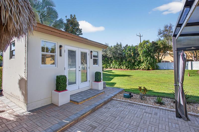 Image 13 of 34 For 6 Cortez Dr 6