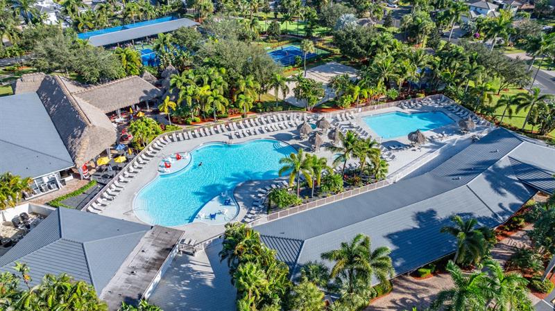 Image 27 of 34 For 6 Cortez Dr 6