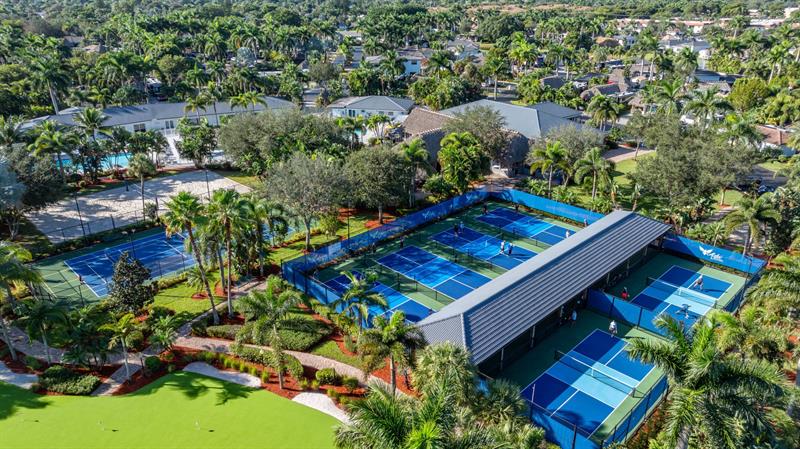 Image 30 of 34 For 6 Cortez Dr 6