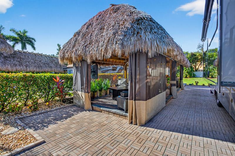 Image 4 of 34 For 6 Cortez Dr 6