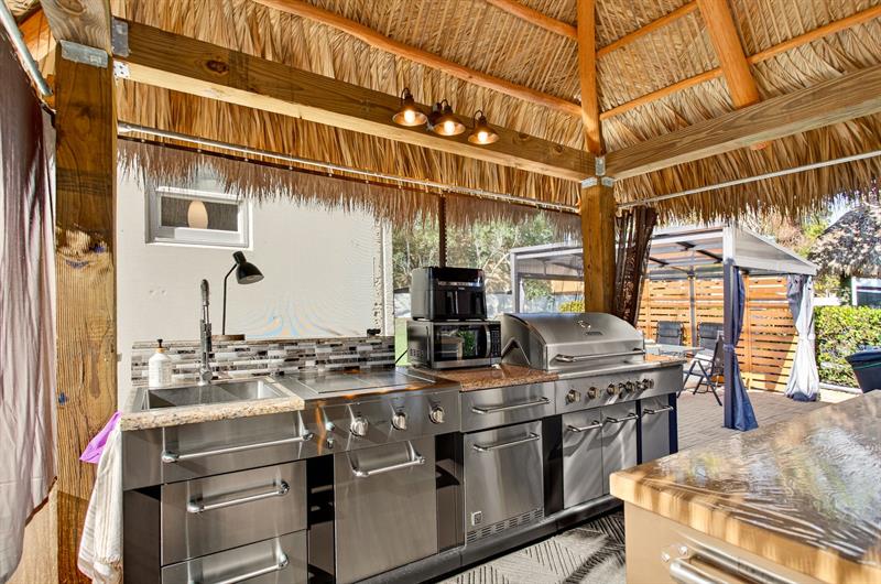 Image 7 of 34 For 6 Cortez Dr 6