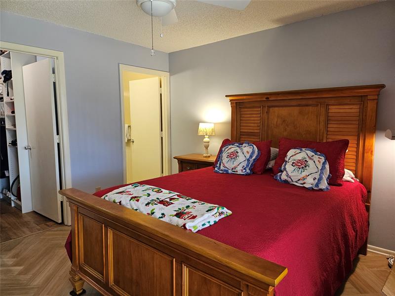 Image 17 of 50 For 9 Vista Gardens Trl  106